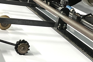 05. 水量とインキのバランスを調整し、試し刷りを行う